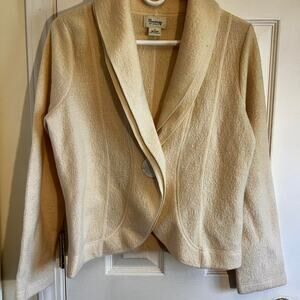 Cambridge dry goods cream 100% cashmere
